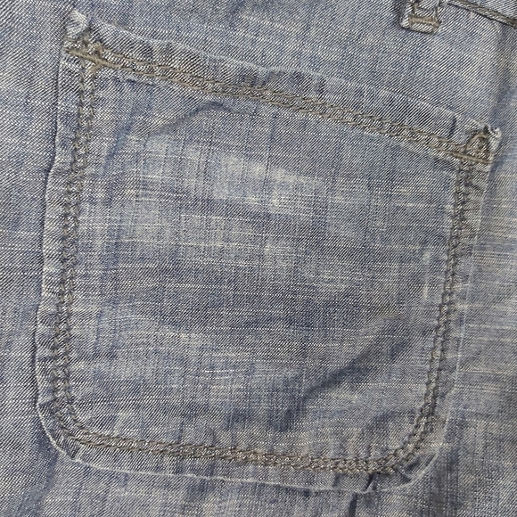 🍄3/50$🍄 Element chambray light denim shorts size 28 - Picture 6 of 6